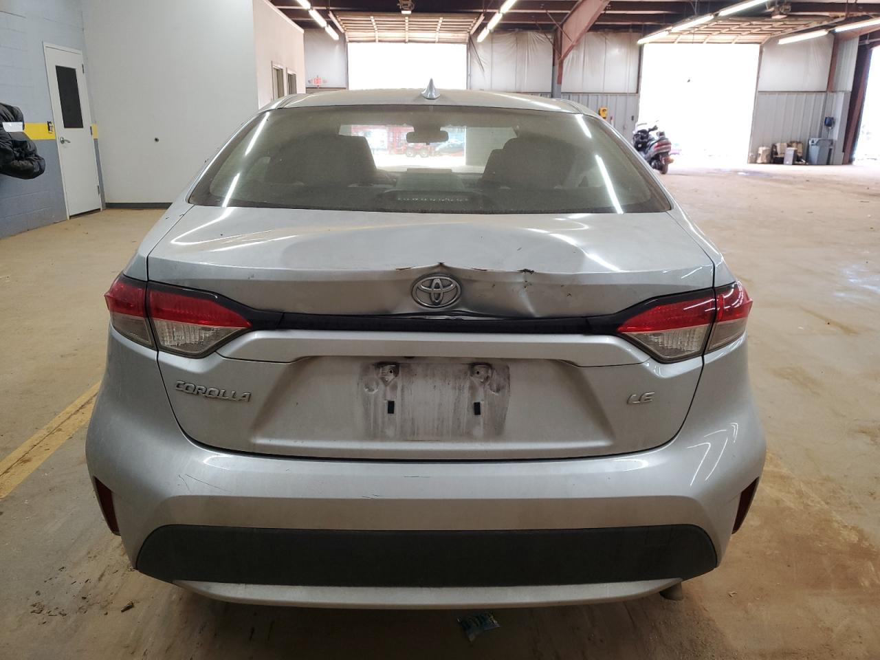 2022 Toyota Corolla VIN JTDEPMAE6NJ204273 Copart auction photo, front end / rear end damage thumbnail 6