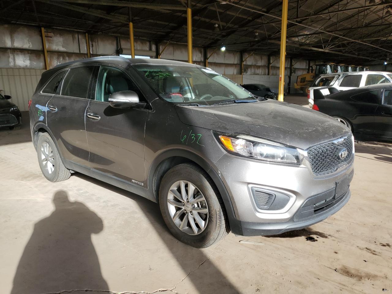 2016 KIA Sorento VIN 5XYPGDA54GG135353 Copart auction photo, side / front end damage thumbnail 4