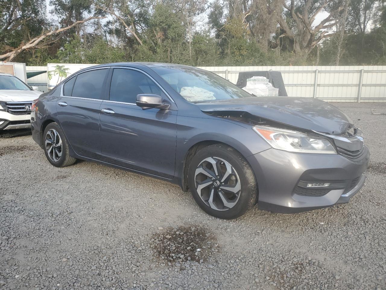 2016 Honda Accord VIN 1HGCR2F9XGA160526 Copart auction photo, frame damage / front end damage thumbnail 4