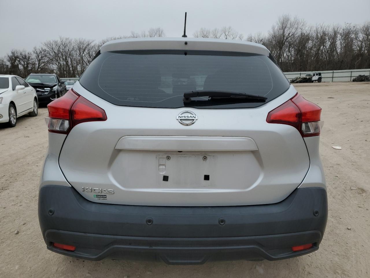 2020 Nissan Kicks VIN 3N1CP5BV8LL543346 Copart auction photo, front end / minor dent/scratches damage thumbnail 6