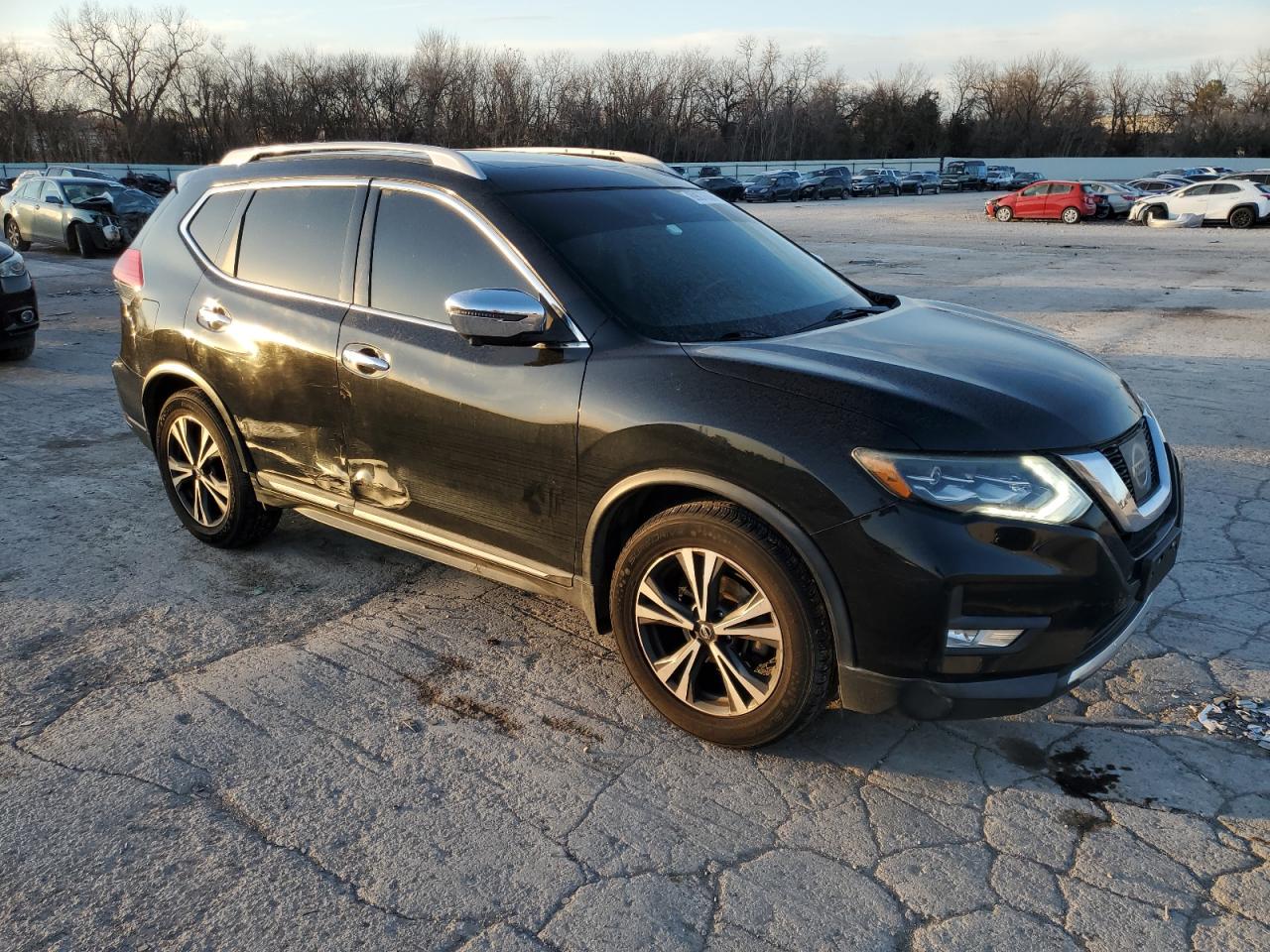 2017 Nissan Rogue VIN 5N1AT2MT0HC758583 Copart auction photo, side damage thumbnail 4