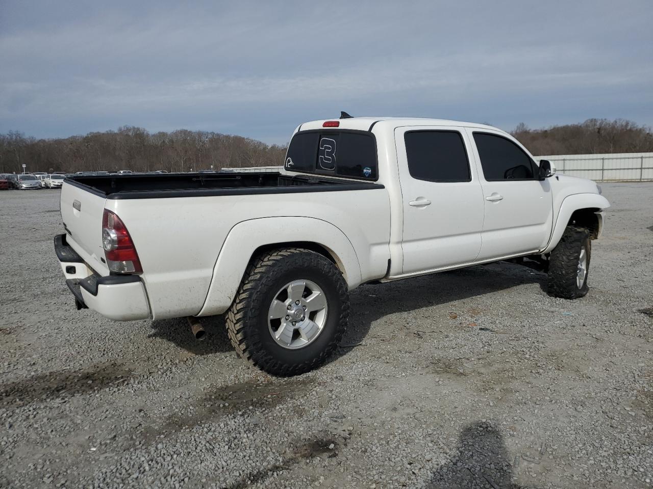 2015 Toyota Tacoma VIN 3TMMU4FN3FM079055 Copart auction photo, front end damage thumbnail 3