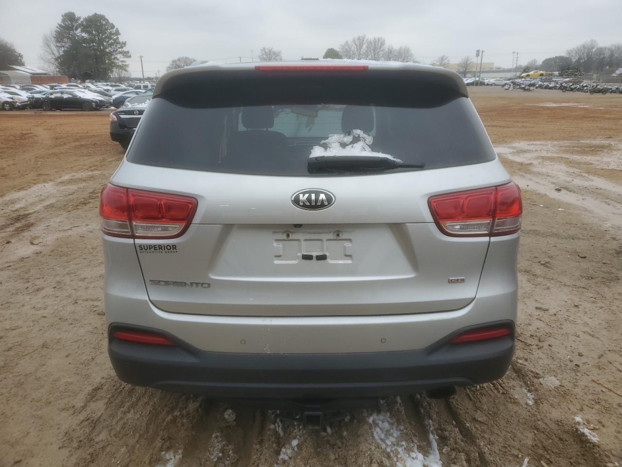 2017 KIA Sorento VIN 5XYPG4A32HG194501 Copart auction photo, front end / side damage thumbnail 6