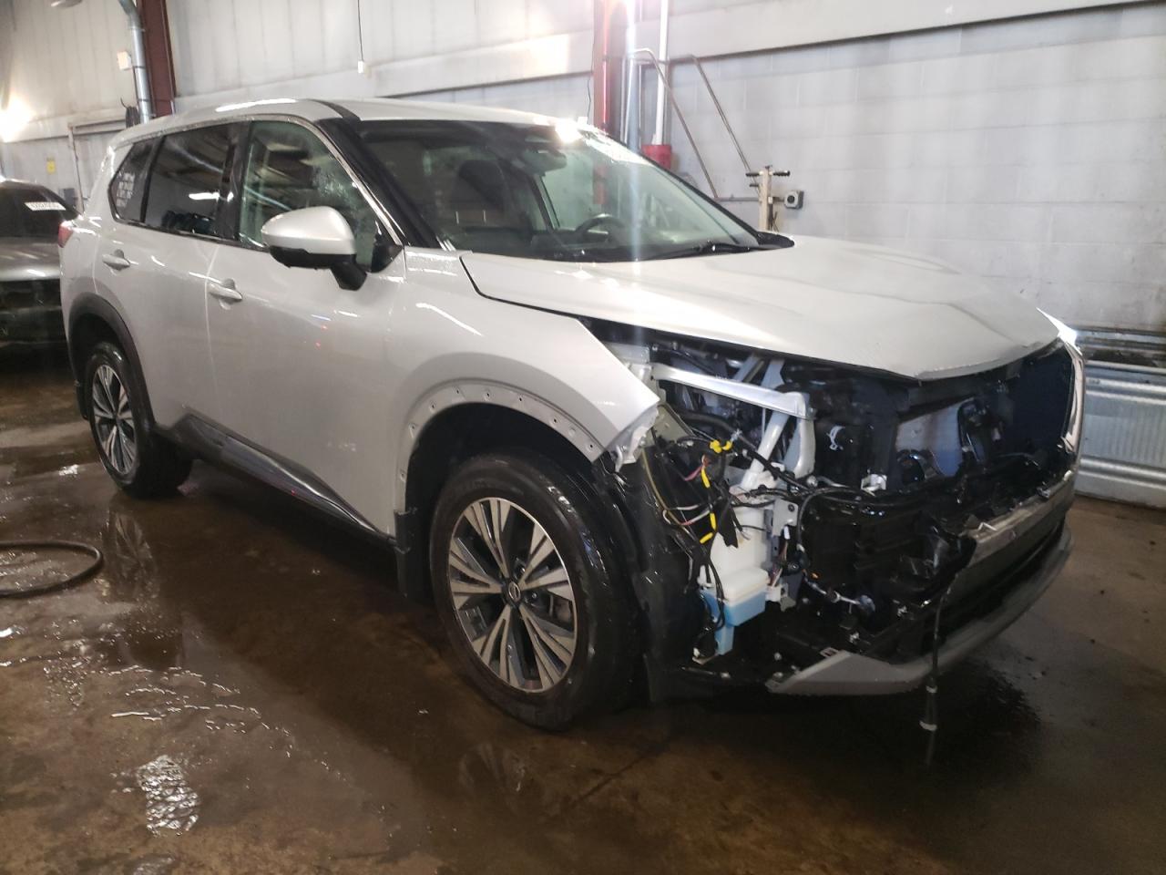 2021 Nissan Rogue VIN 5N1AT3BB8MC747065 Copart auction photo, front end / minor dent/scratches damage thumbnail 4