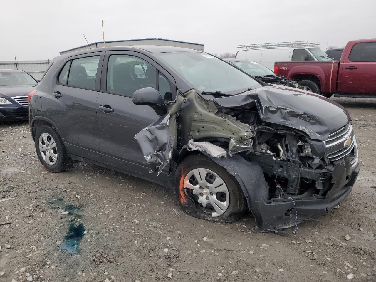 2016 Chevrolet Trax VIN 3GNCJKSB1GL245561 Copart auction photo, front end damage thumbnail 4