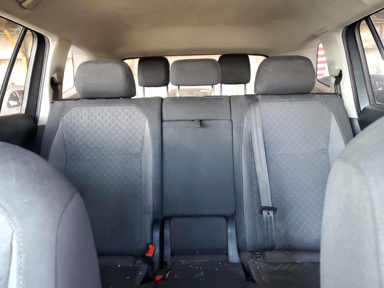 2020 Volkswagen Tiguan VIN 3VV1B7AX7LM103728 Copart auction photo, minor dent/scratches damage thumbnail 10