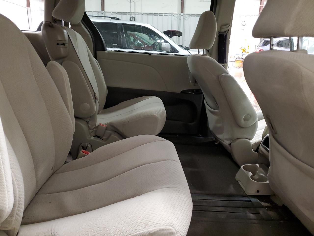 2011 Toyota Sienna VIN 5TDKK3DC1BS110743 Copart auction photo, rear end / side damage thumbnail 11