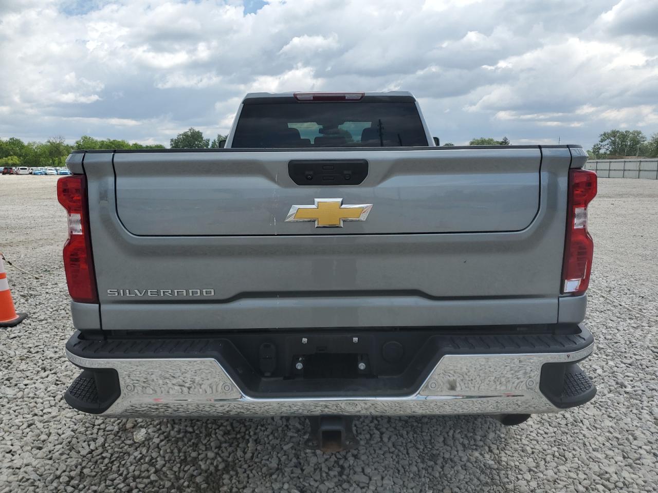 2024 Chevrolet Silverado VIN 1GC4YLE74RF207860 Copart auction photo, side damage thumbnail 6