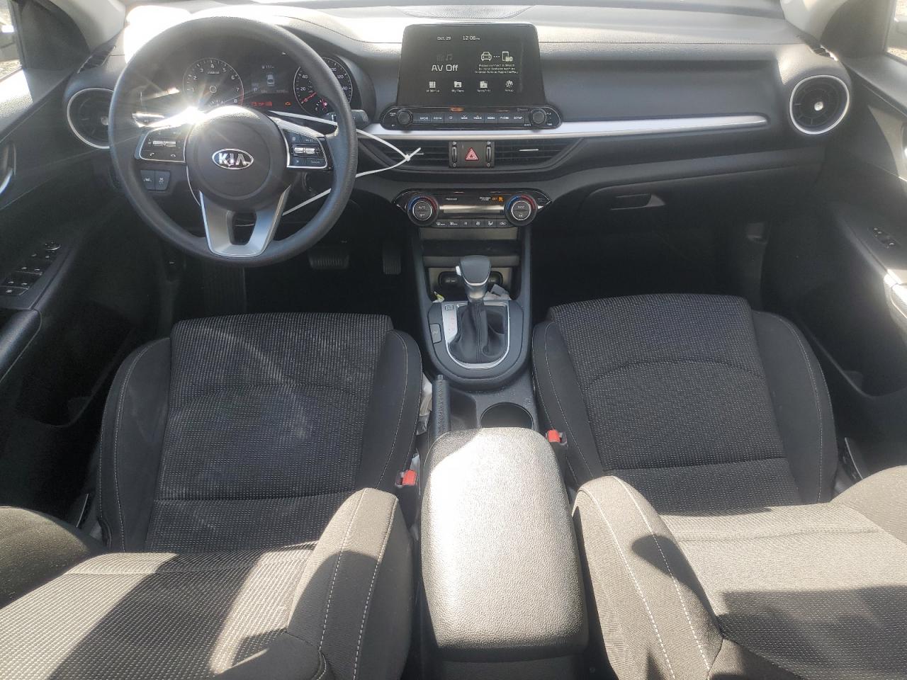 2019 KIA Forte VIN 3KPF24AD8KE105702 Copart auction photo, rear end / minor dent/scratches damage thumbnail 8