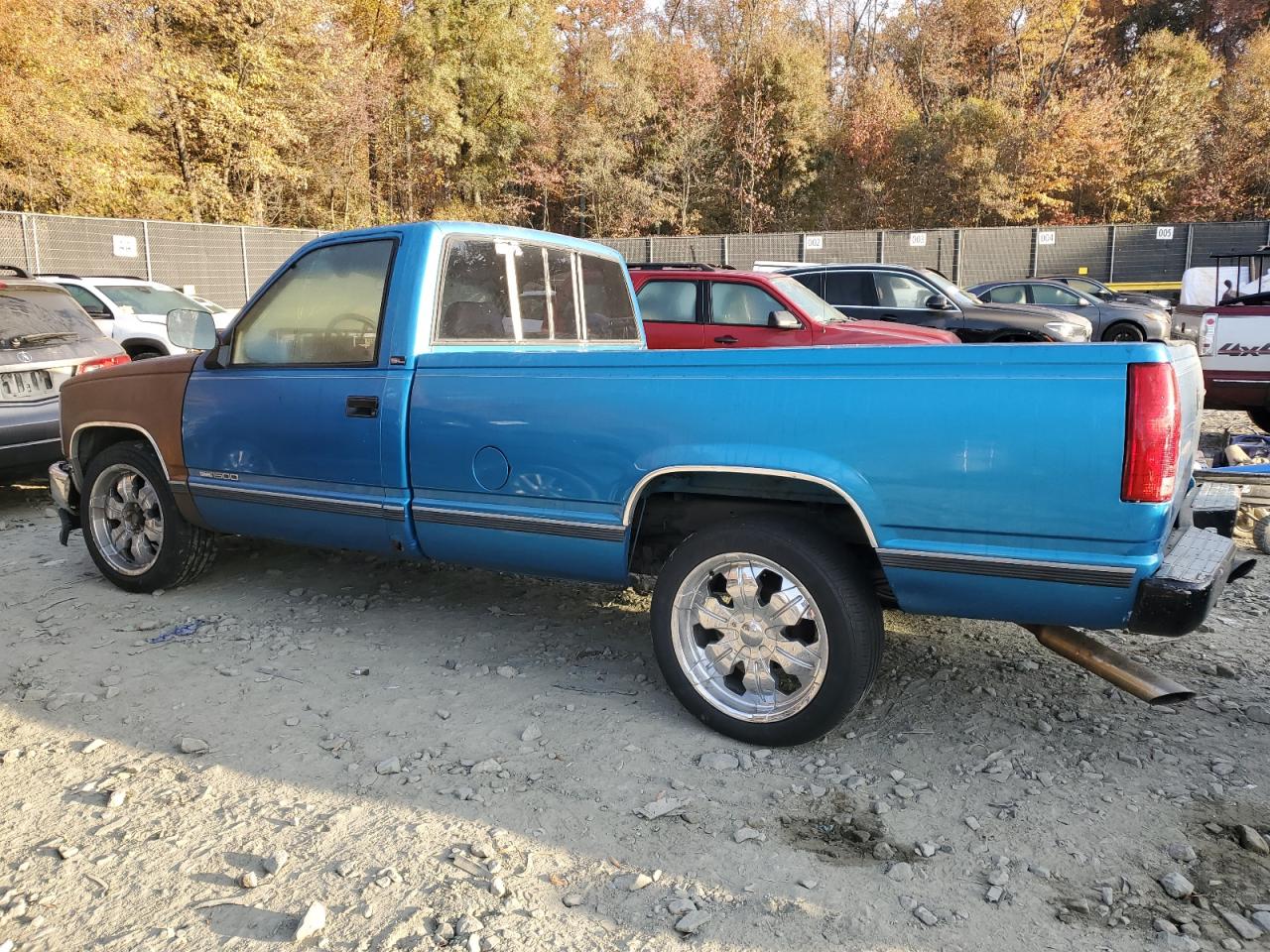 1992 GMC Sierra VIN 1GTDC14Z8NZ542215 Copart auction photo, top/roof damage thumbnail 2
