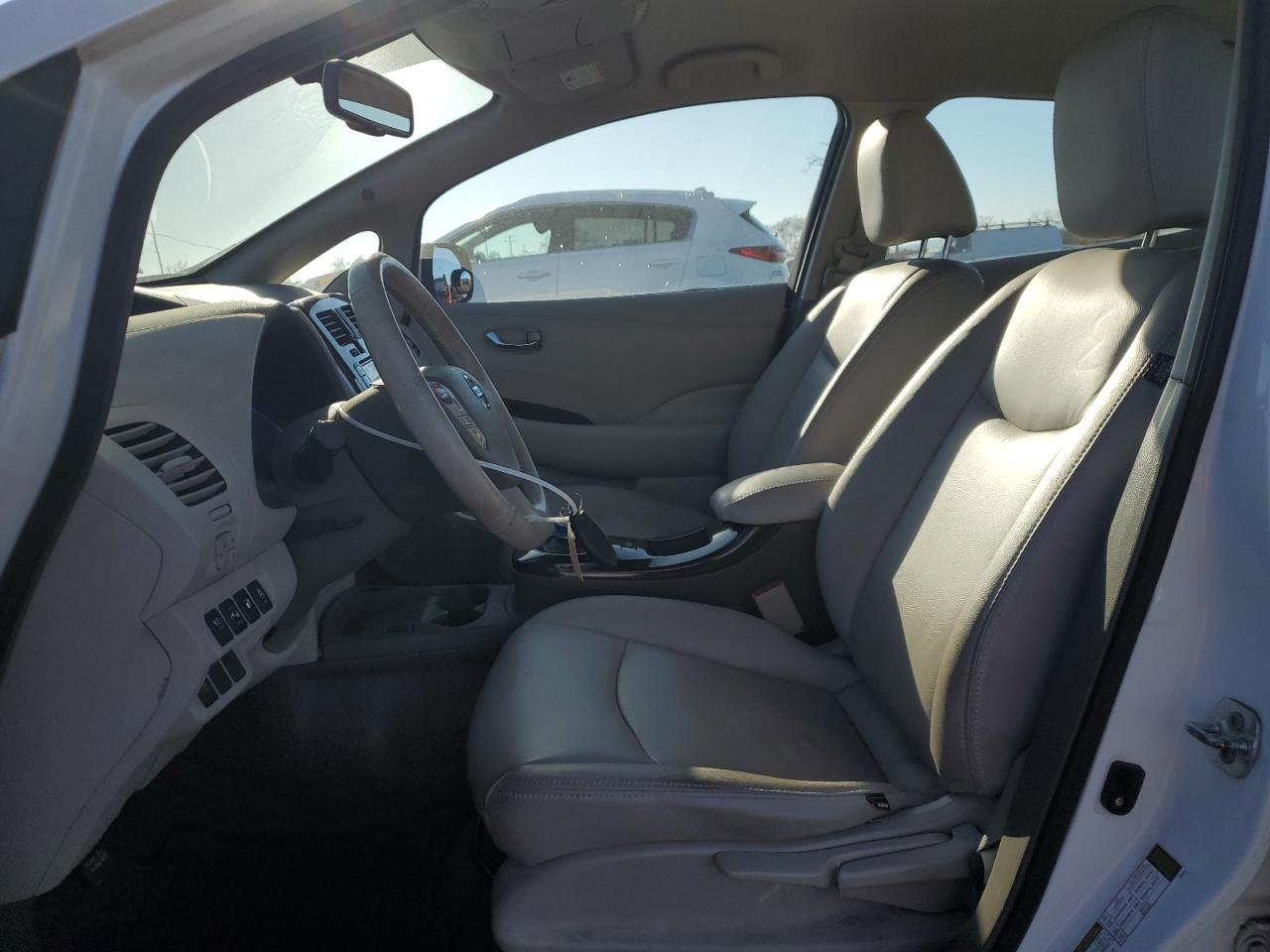 2013 Nissan Leaf VIN 1N4AZ0CPXDC402301 Copart auction photo, rear end / front end damage thumbnail 7