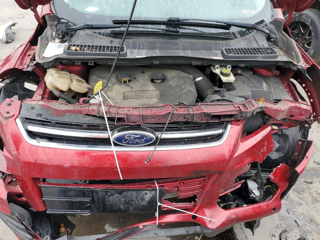 2013 Ford Escape VIN 1FMCU0H98DUC20517 Copart auction photo, front end / side damage thumbnail 12