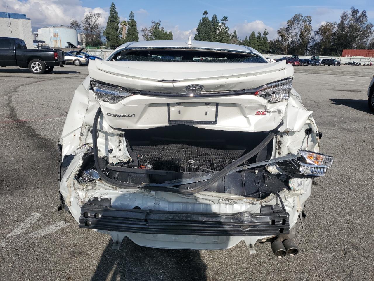 2020 Toyota Corolla VIN 5YFS4RCE1LP052045 Copart auction photo, front end / rear end damage thumbnail 6