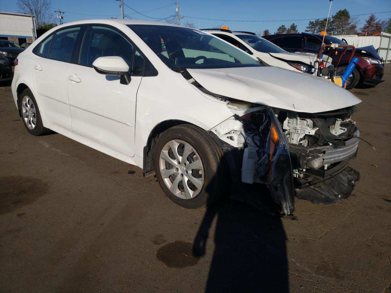 2020 Toyota Corolla VIN 5YFEPRAE7LP036570 Copart auction photo, front end / minor dent/scratches damage thumbnail 4
