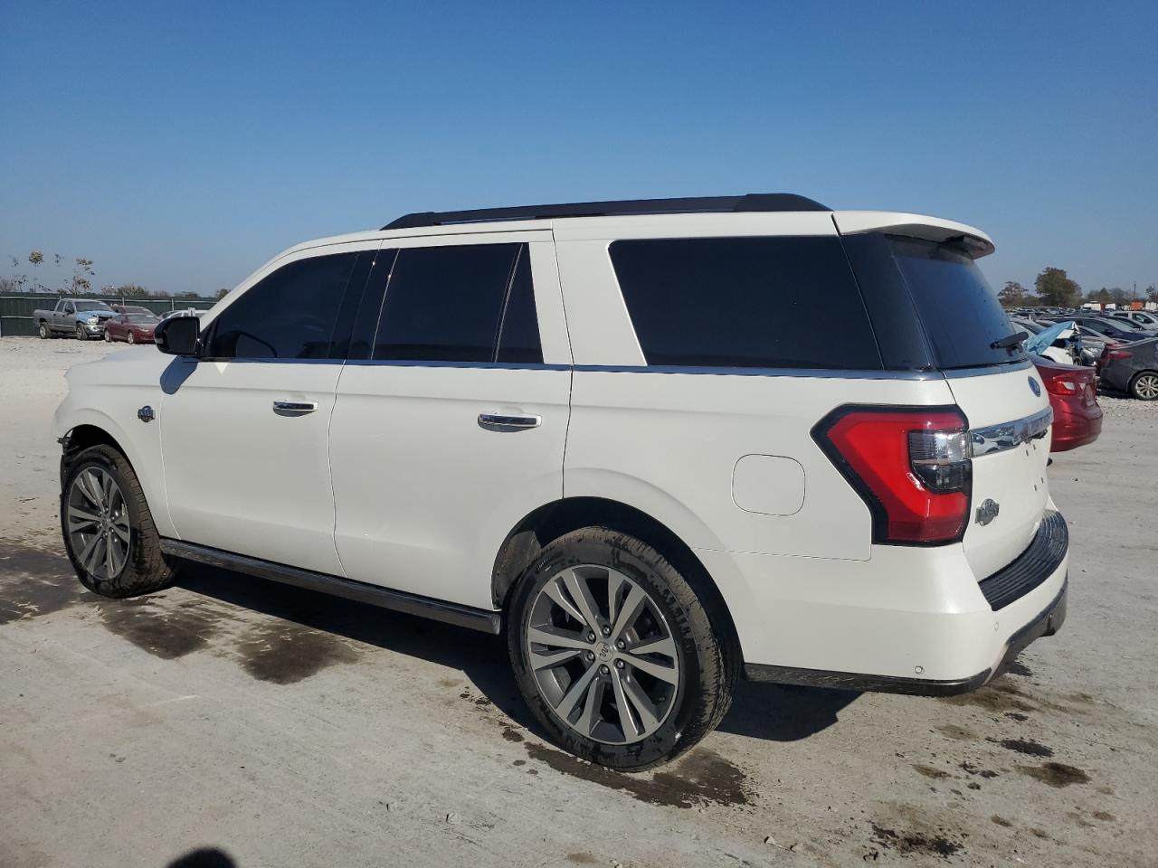 2020 Ford Expedition VIN 1FMJU1PT4LEA00939 Copart auction photo, front end damage thumbnail 2