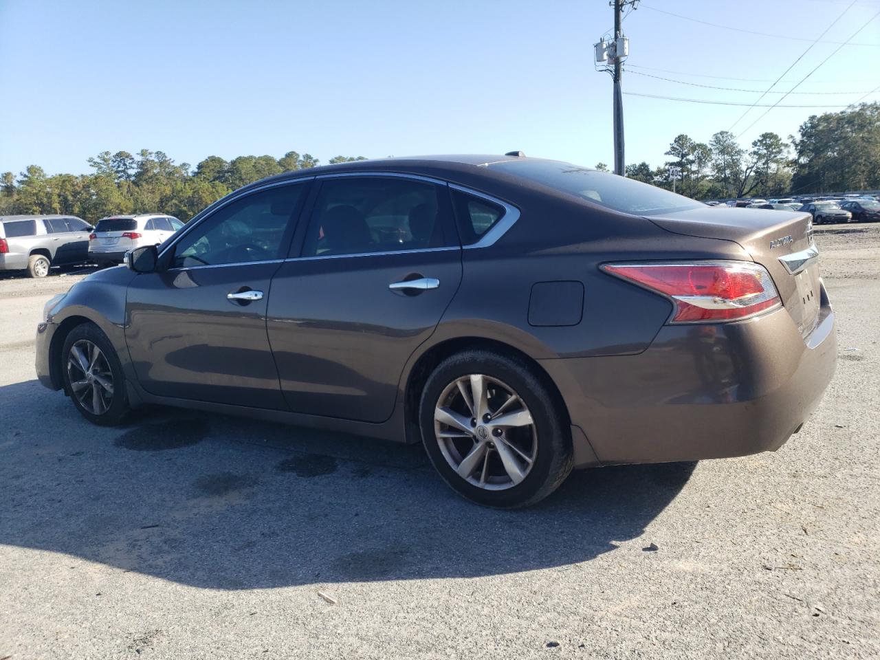 2015 Nissan Altima VIN 1N4AL3AP3FC216222 Copart auction photo, front end damage thumbnail 2