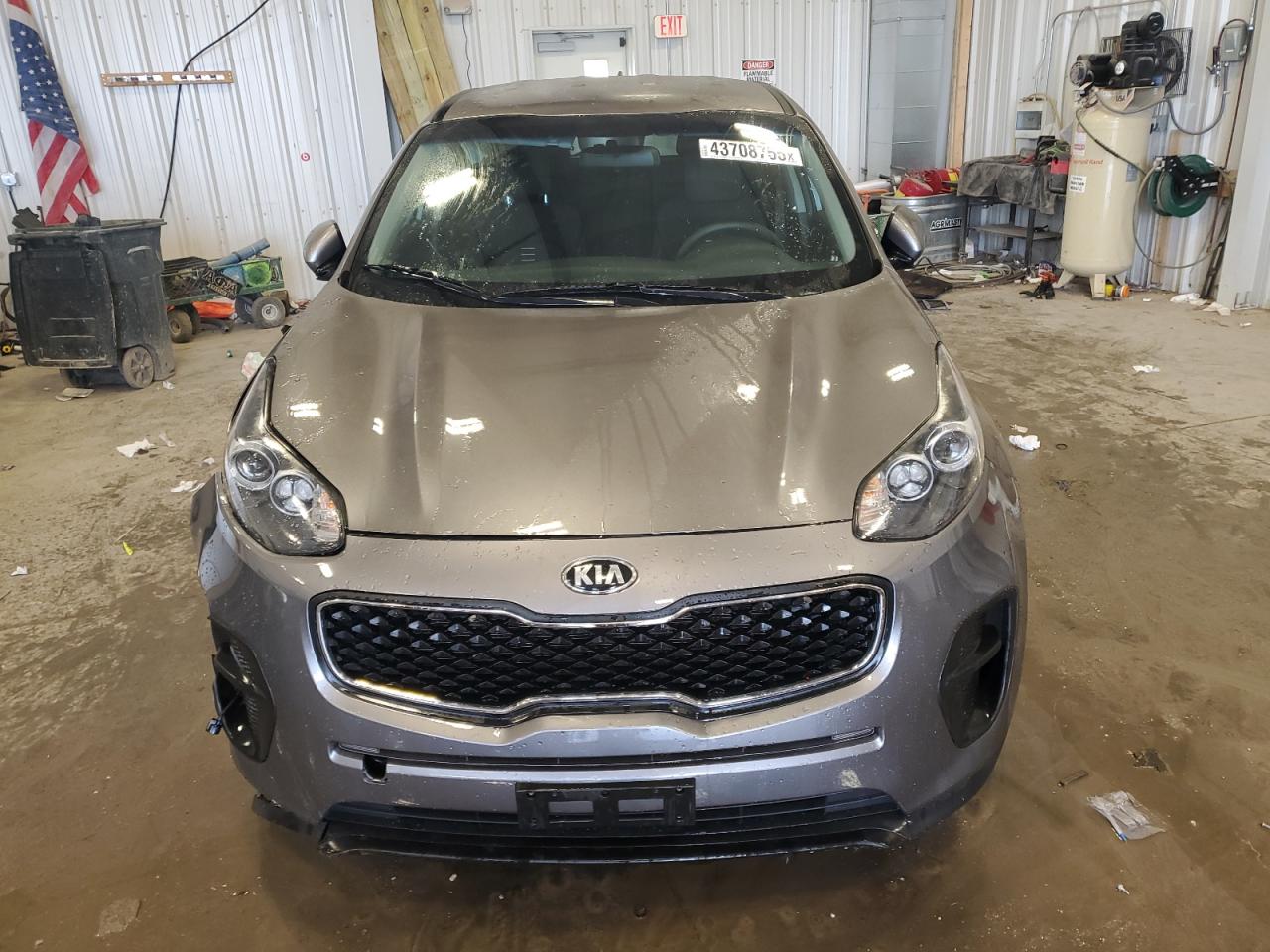 2018 KIA Sportage VIN KNDPM3AC1J7342742 Copart auction photo, front end / side damage thumbnail 5