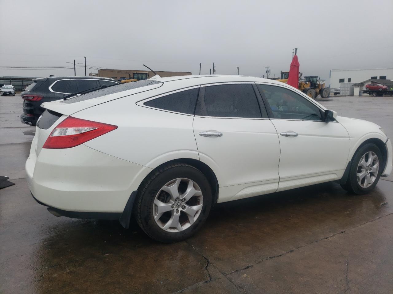 2011 Honda Accord VIN 5J6TF1H58BL002849 Copart auction photo, front end damage thumbnail 3