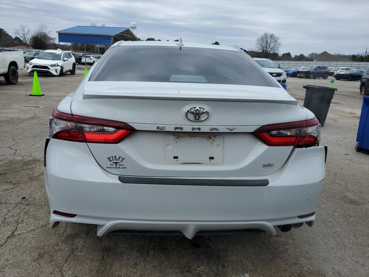 2022 Toyota Camry VIN 4T1G11AKXNU018549 Copart auction photo, all over damage thumbnail 6