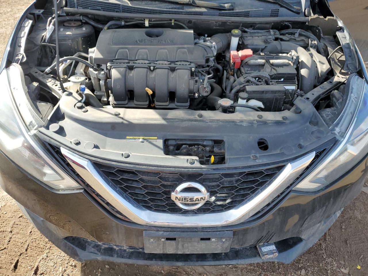 2018 Nissan Sentra VIN 3N1AB7AP1JY340691 Copart auction photo, minor dent/scratches damage thumbnail 11
