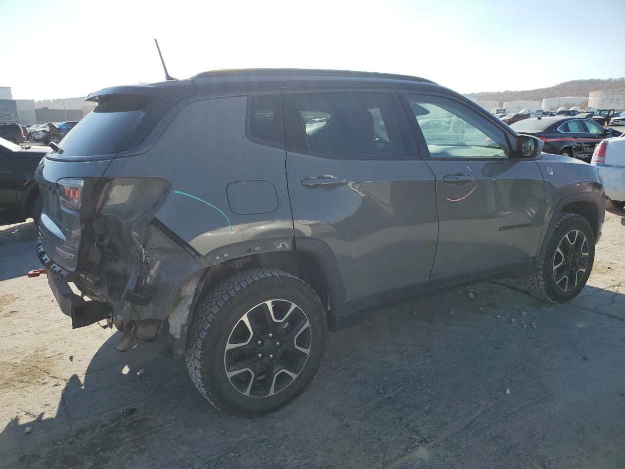 2020 Jeep Compass VIN 3C4NJDDB5LT224314 Copart auction photo, rear end / minor dent/scratches damage thumbnail 3