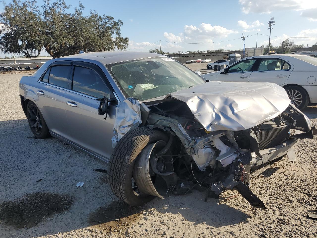 2017 Chrysler 300 VIN 2C3CCAEG1HH570567 Copart auction photo, all over damage thumbnail 4