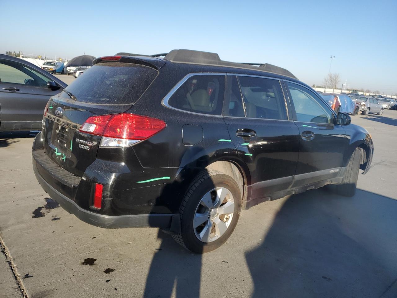 2010 Subaru Outback VIN 4S4BRBKC6A3349919 Copart auction photo, vandalism damage thumbnail 3