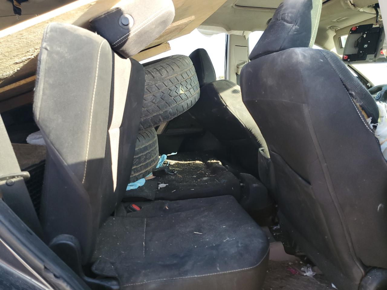 2016 Toyota RAV 4 VIN 2T3RFREV9GW412194 Copart auction photo, front end / minor dent/scratches damage thumbnail 11
