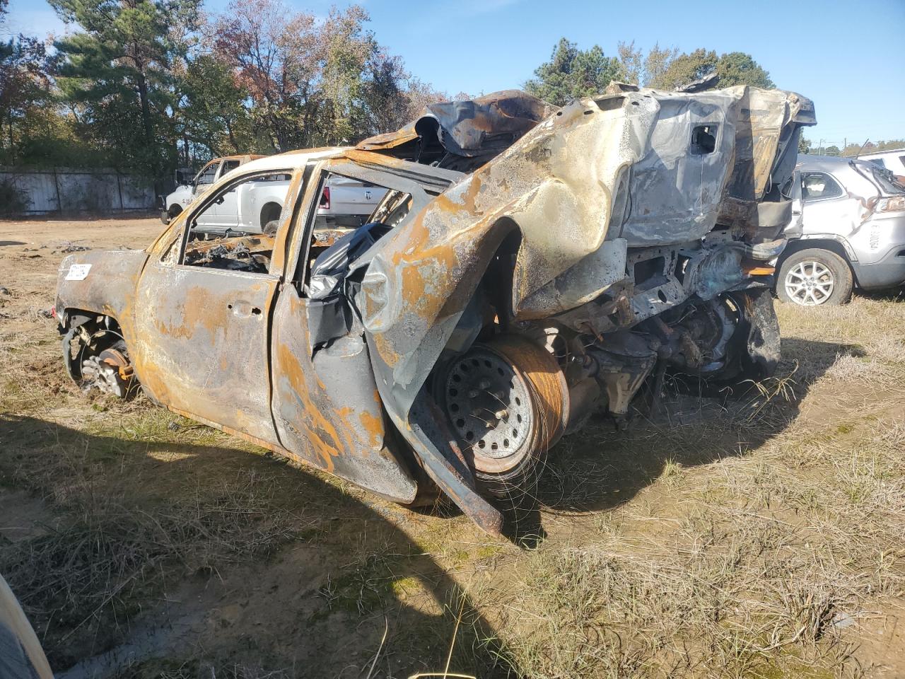 2016 Chevrolet Silverado VIN 3GCPCREC1GG246008 Copart auction photo, burn / rear end damage thumbnail 2