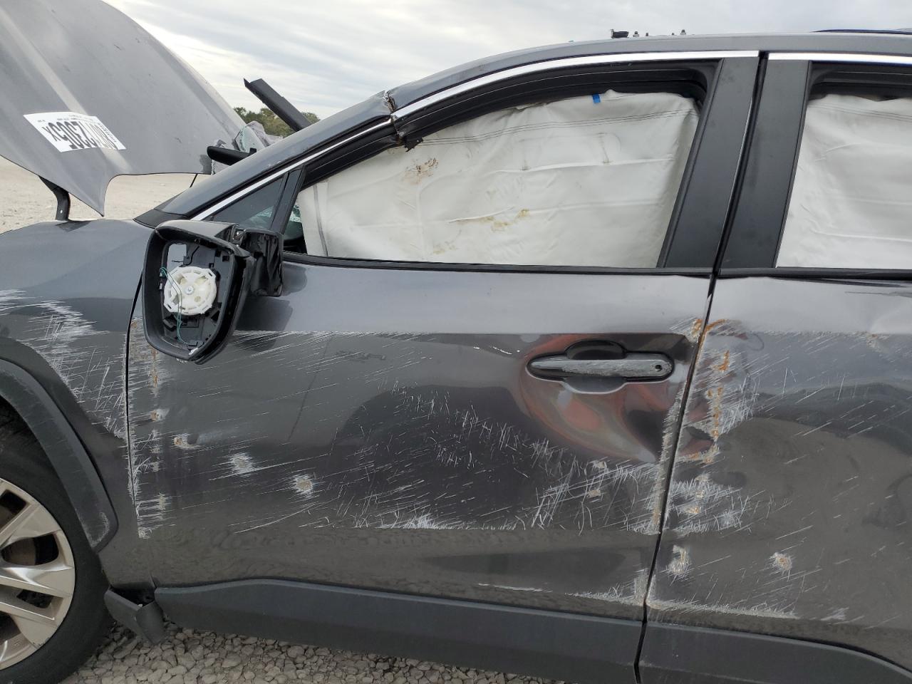 2021 Toyota RAV 4 VIN 2T3W1RFV5MC138540 Copart auction photo, biohazard/chemical / all over damage thumbnail 7