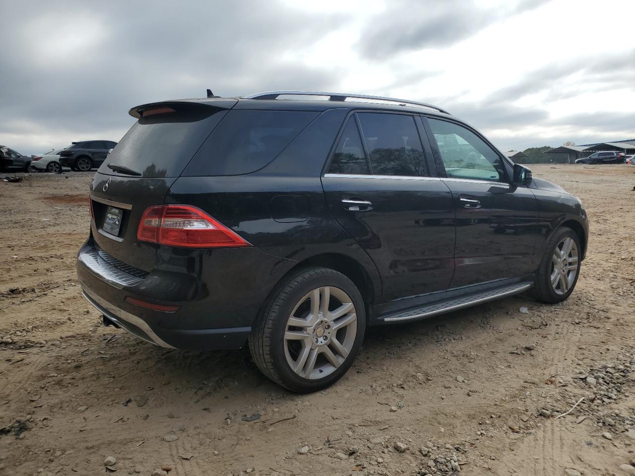 2014 Mercedes-Benz M-klasse VIN 4JGDA5JBXEA387374 Copart auction photo, minor dent/scratches damage thumbnail 3