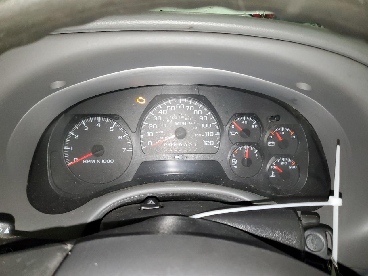 2008 Chevrolet TrailBlazer VIN 1GNDT13S88210443 Copart auction photo, front end / mechanical damage thumbnail 9