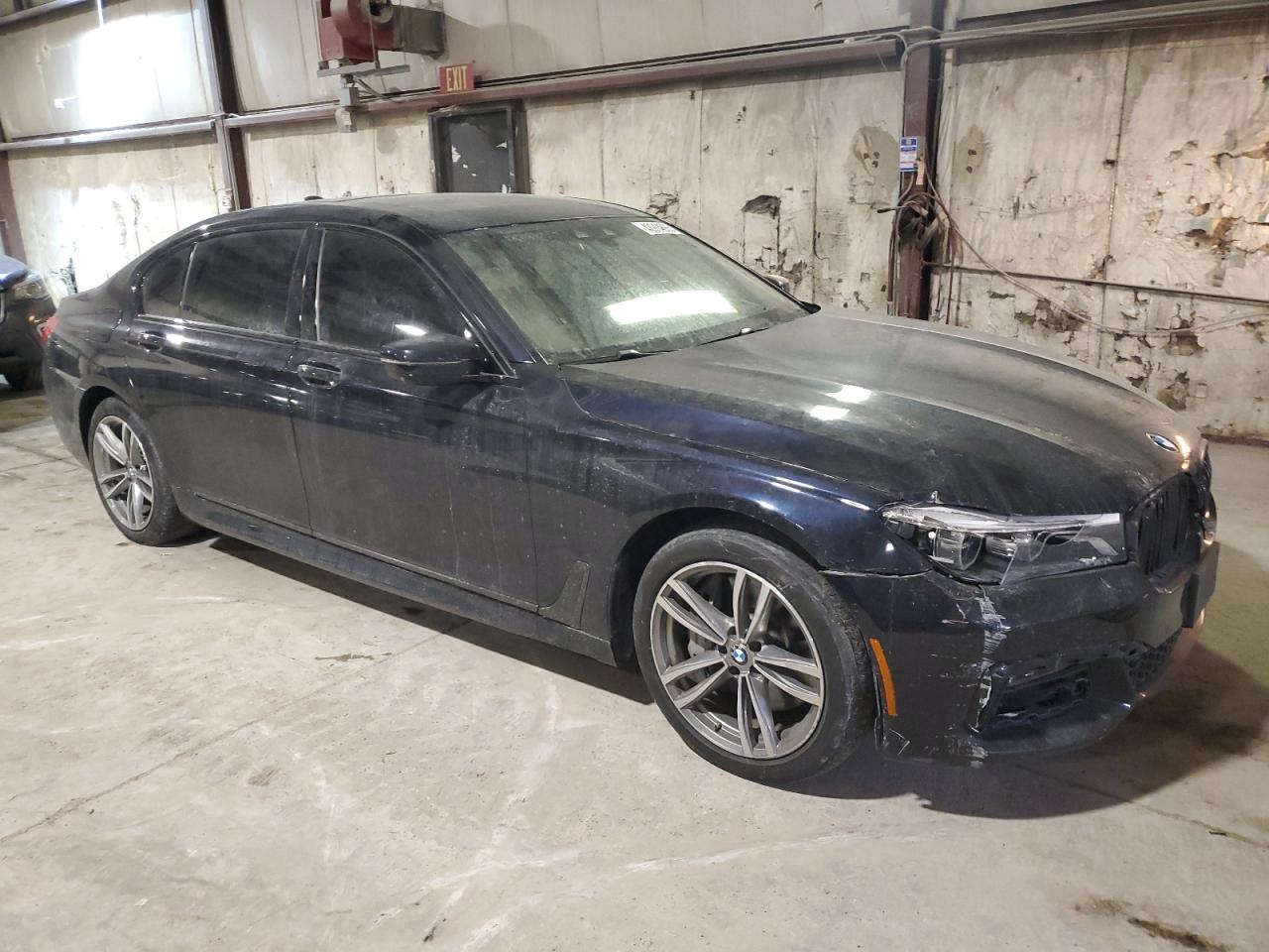 2017 BMW 7er VIN WBA7F2C34HG423291 Copart auction photo, front end / side damage thumbnail 4
