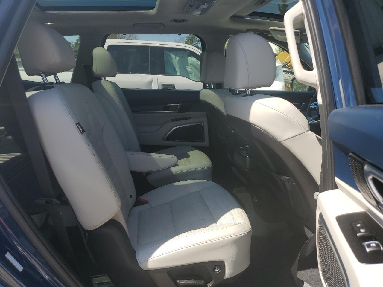2024 KIA Telluride VIN 5XYP5DGC0RG485674 Copart auction photo, rear end damage thumbnail 11
