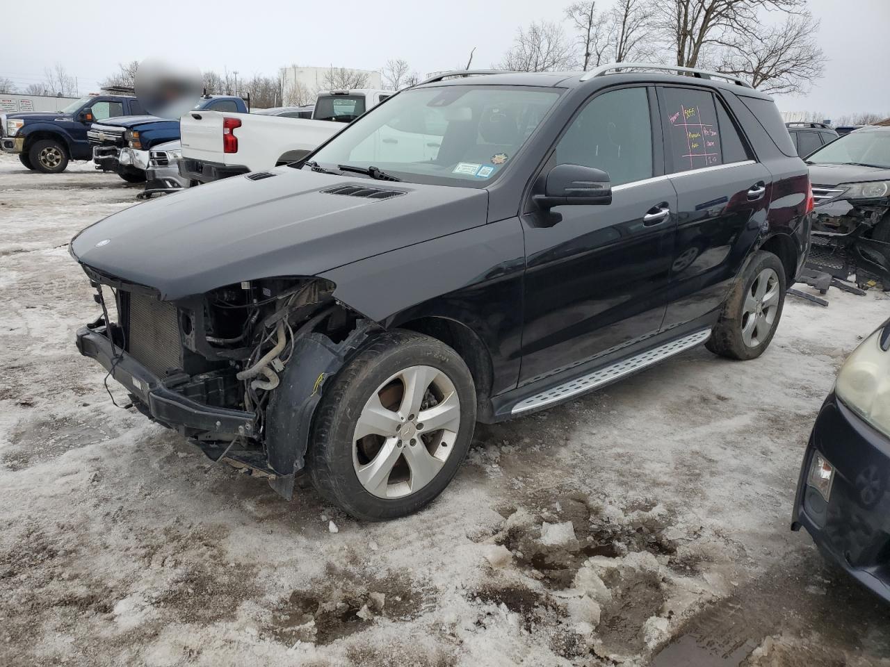 2015 Mercedes-Benz M-klasse VIN 4JGDA5HB7FA582016