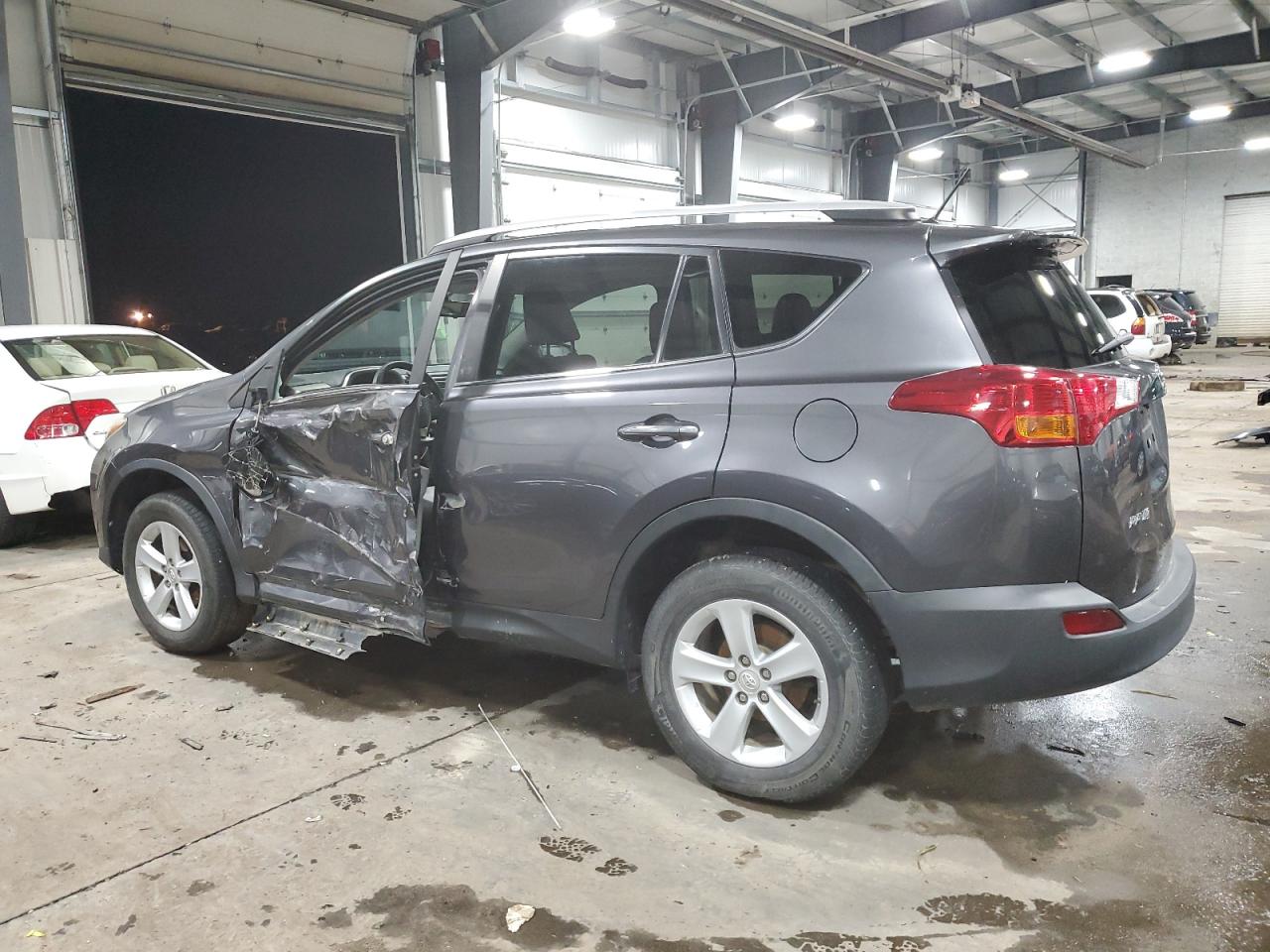 2013 Toyota RAV 4 VIN 2T3RFREVXDW008185 Copart auction photo, side / rear end damage thumbnail 2