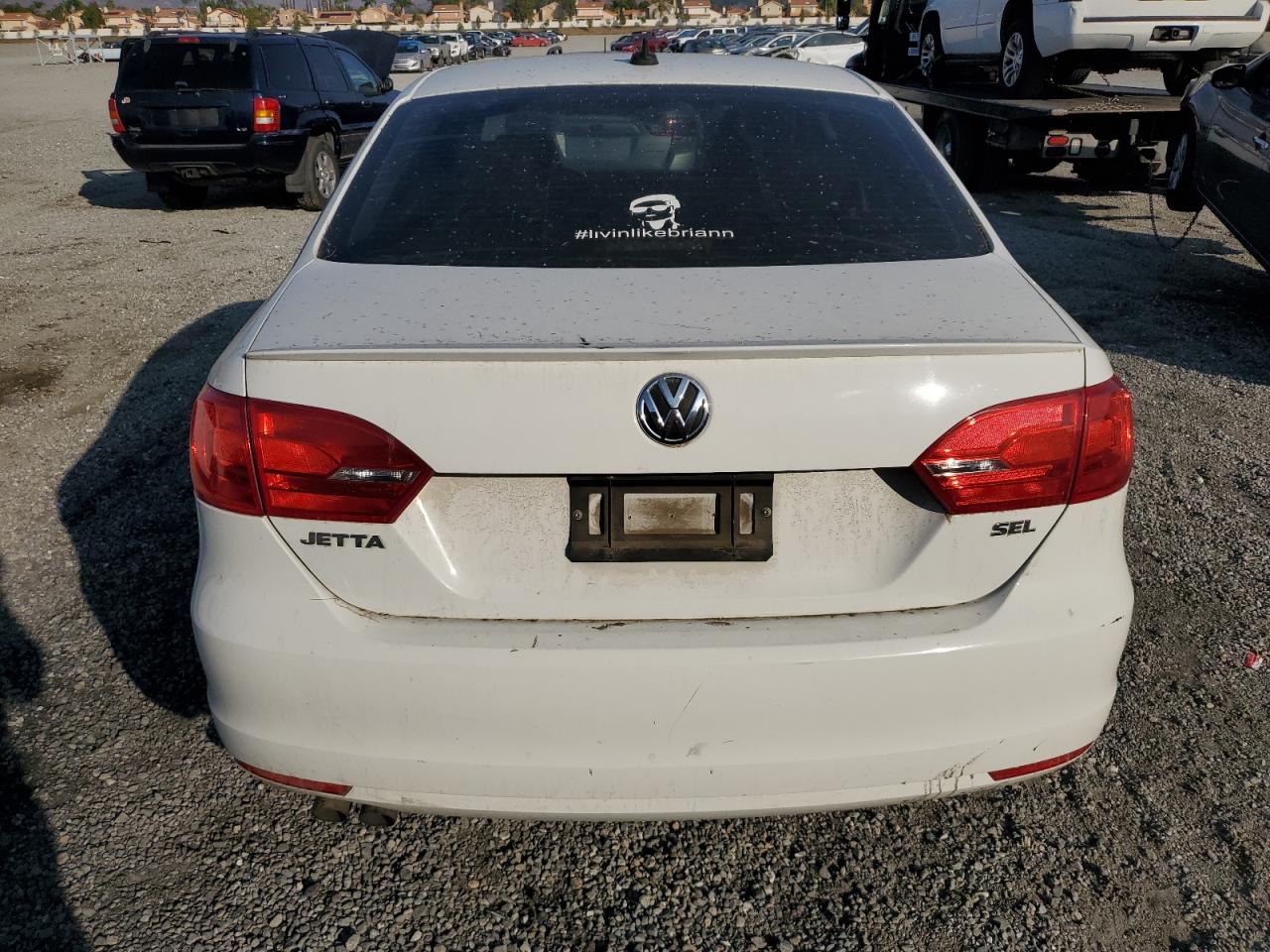 2014 Volkswagen Jetta VIN 3VWL17AJ0EM314257 Copart auction photo, minor dent/scratches damage thumbnail 6