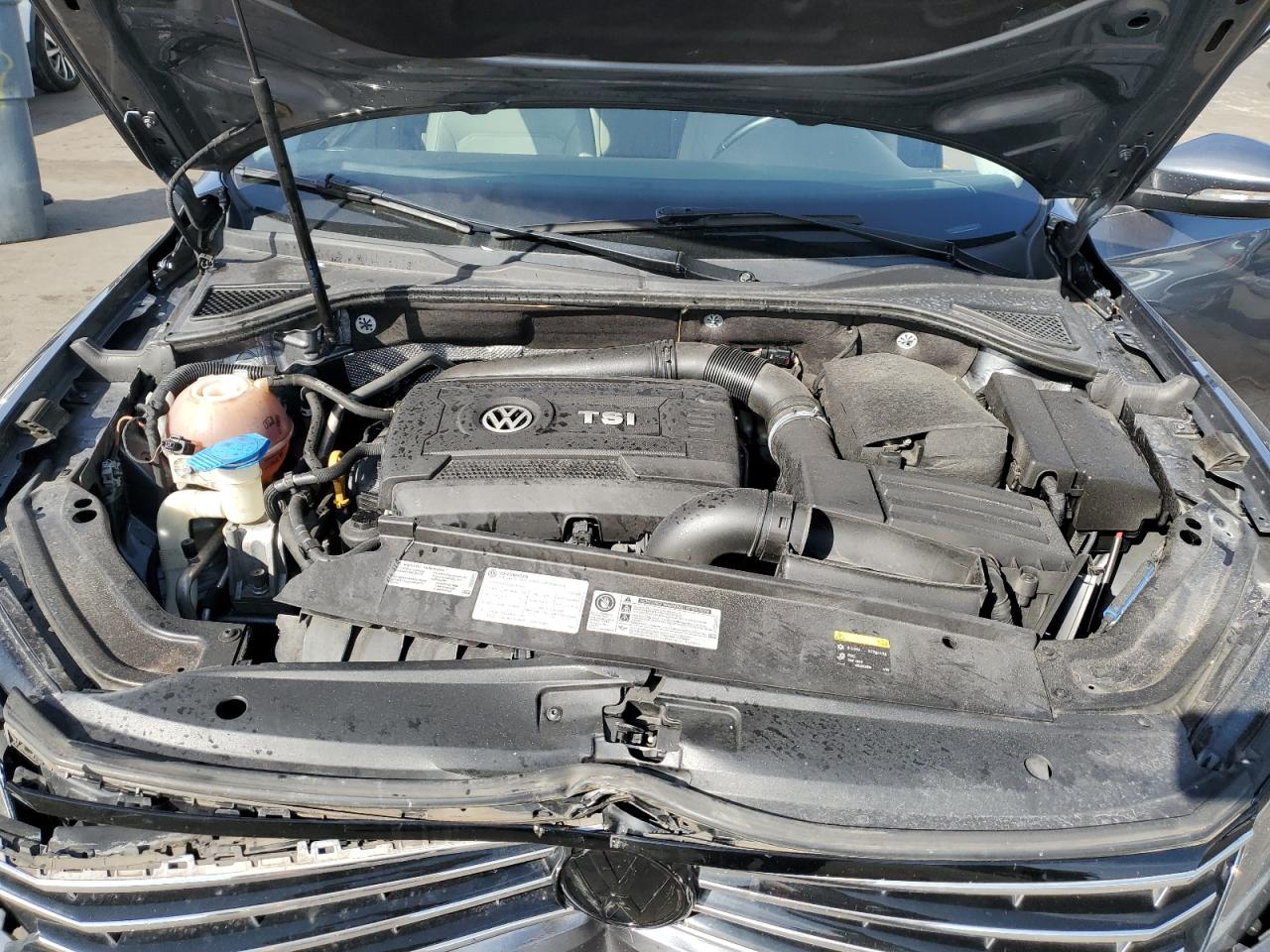 2017 Volkswagen Passat VIN 1VWBT7A31HC050818 Copart auction photo, front end / side damage thumbnail 11