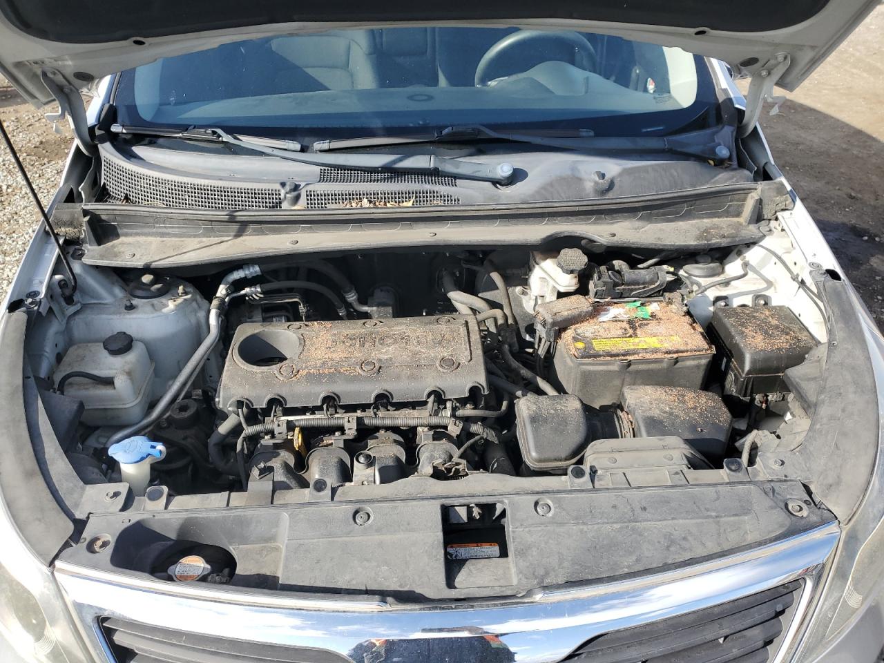 2011 KIA Sportage VIN KNDPB3A27B7139496 Copart auction photo, front end damage thumbnail 13