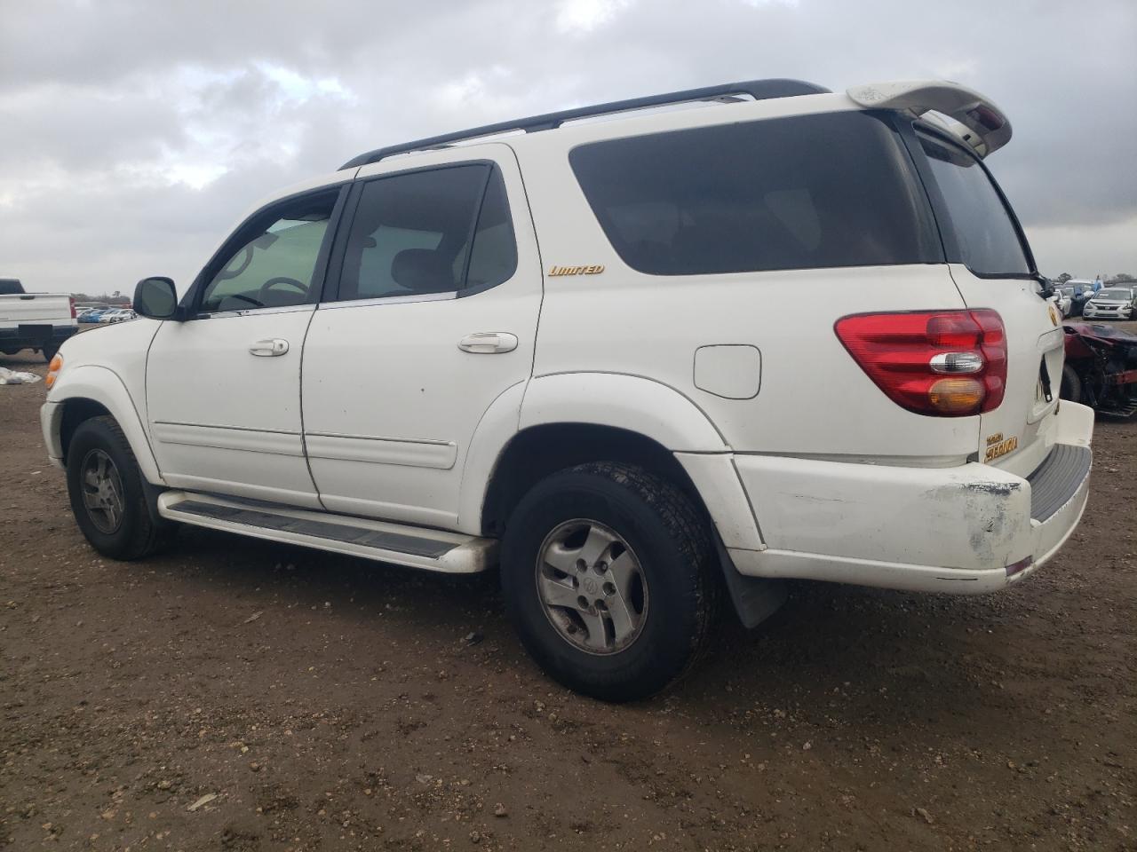 2001 Toyota Sequoia VIN 5TDBT48AX1S021800 Copart auction photo, mechanical / minor dent/scratches damage thumbnail 2