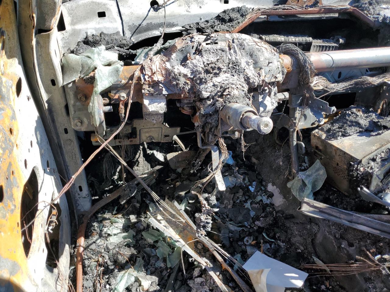 2009 Pontiac G8 VIN 6G2EC57Y69L193974 Copart auction photo, burn damage thumbnail 9