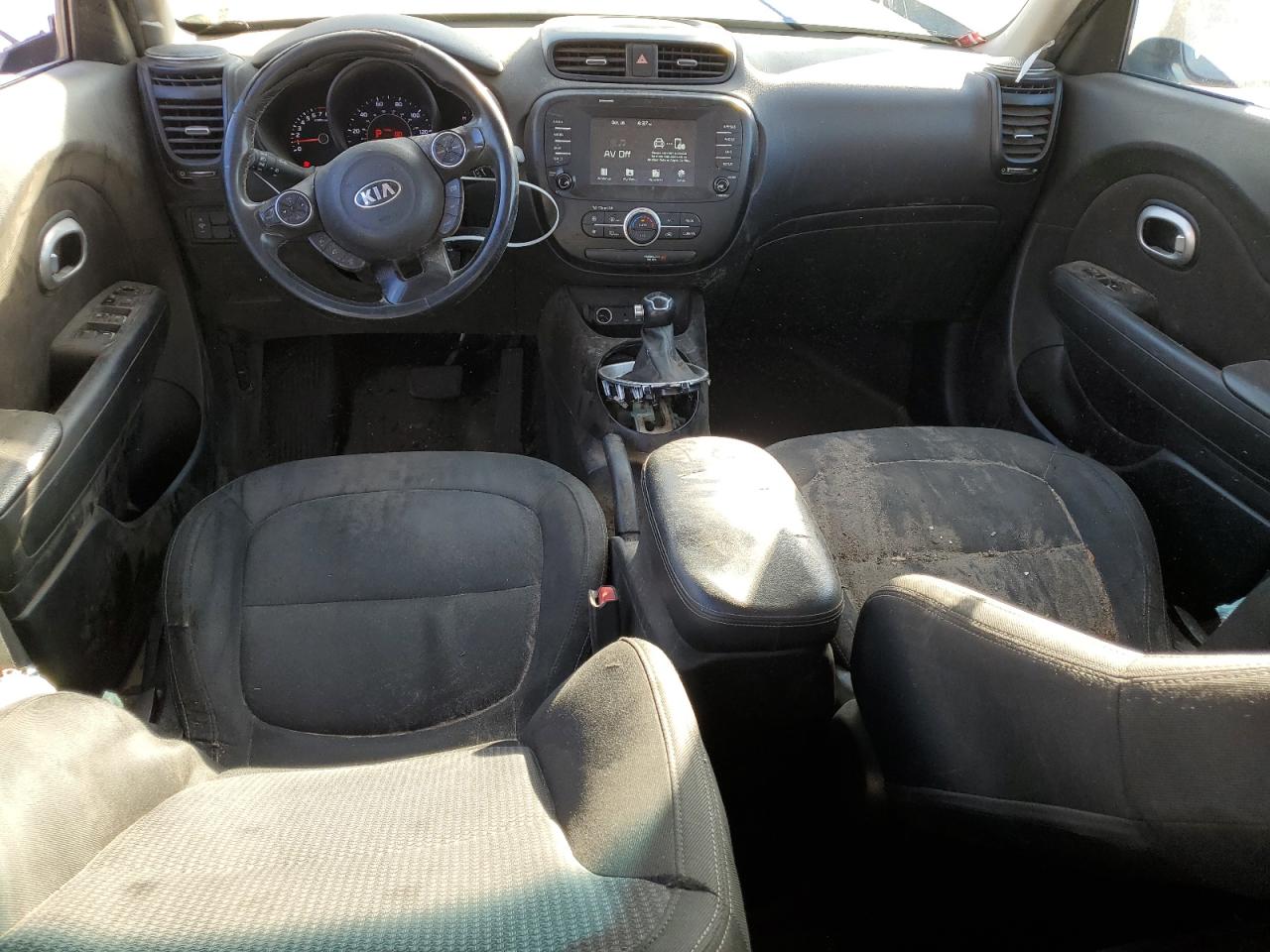 2019 KIA Soul VIN KNDJP3A5XK7644501 Copart auction photo, all over damage thumbnail 8