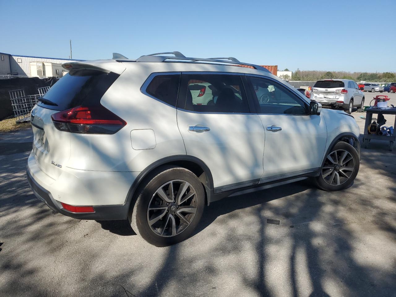 2019 Nissan Rogue VIN 5N1AT2MV9KC803738 Copart auction photo, front end / side damage thumbnail 3