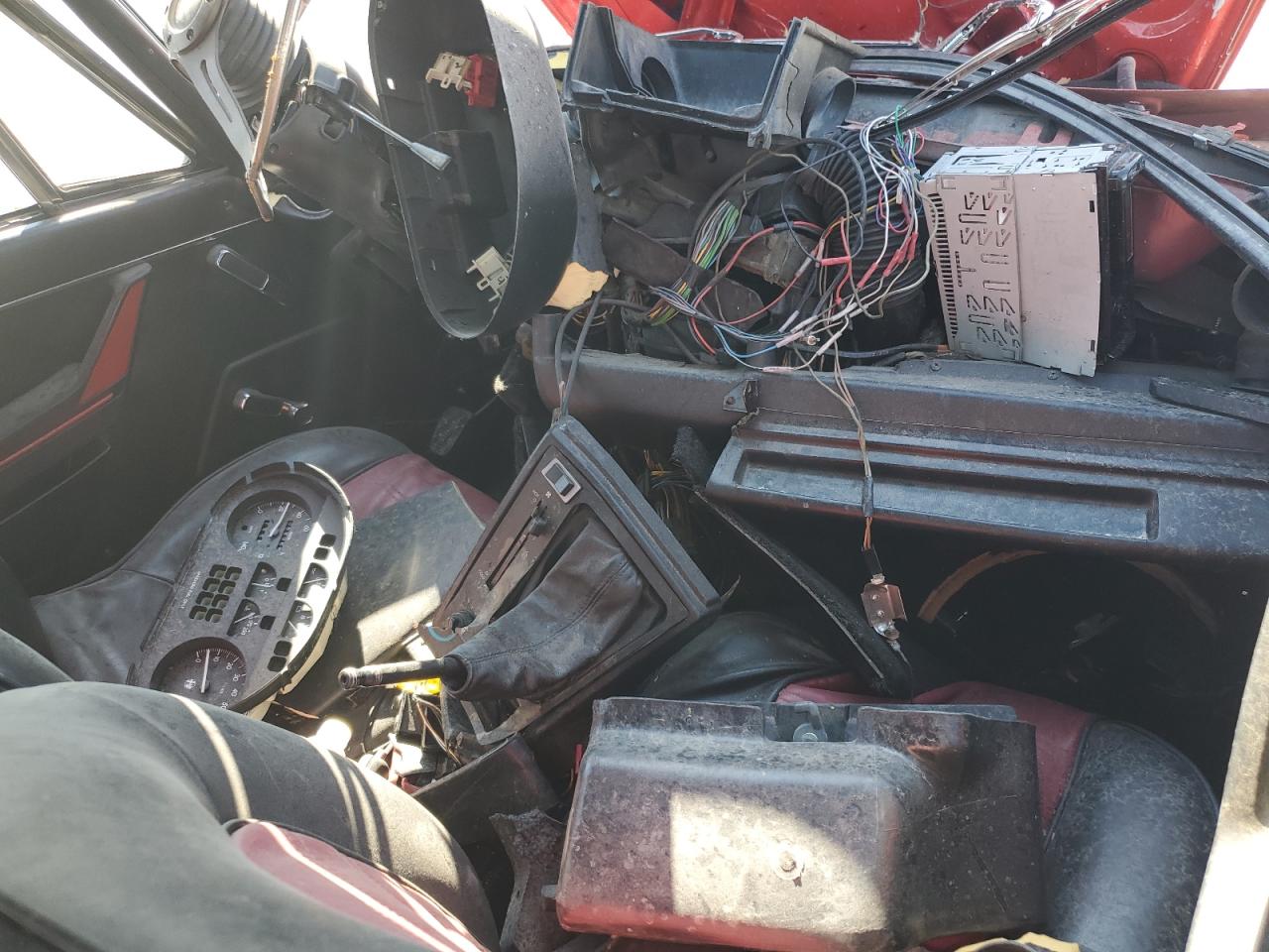1986 Alfa Romeo Giulia VIN ZARBA5419G1043011 Copart auction photo, all over damage thumbnail 8