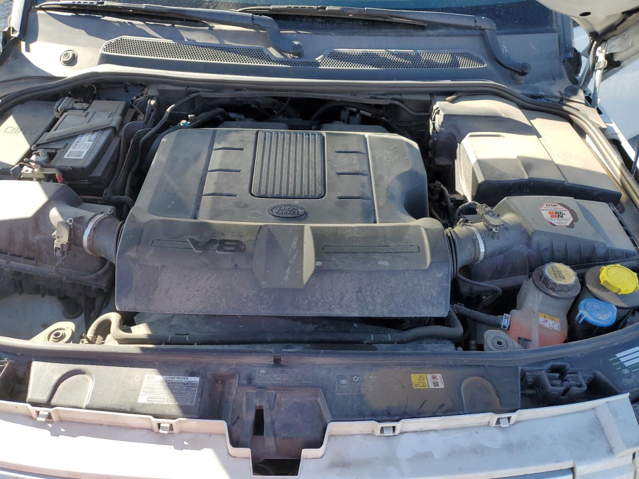 2011 Land Rover LR4 VIN SALAG2D42BA569754 Copart auction photo, front end damage thumbnail 12