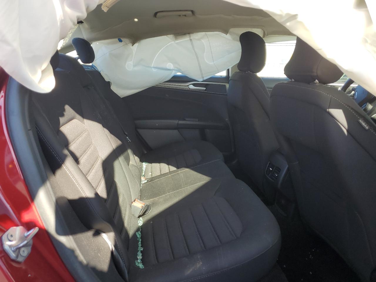 2019 Ford Fusion VIN 3FA6P0LU8KR126281 Copart auction photo, rear end damage thumbnail 10
