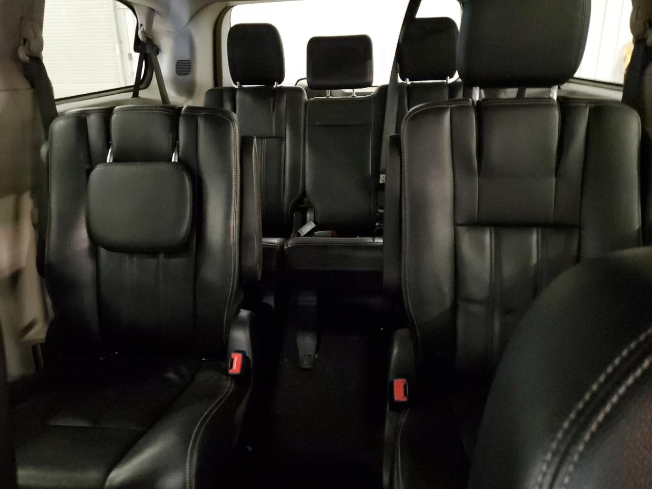 2015 Chrysler Town & Country VIN 2C4RC1BG1FR751475 Copart auction photo, front end damage thumbnail 10
