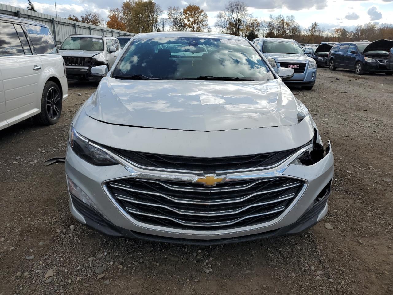 2020 Chevrolet Malibu VIN 1G1ZD5ST2LF069234 Copart auction photo, front end / rear end damage thumbnail 5