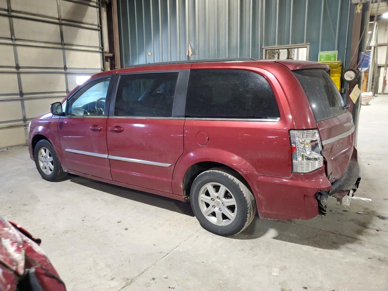2012 Chrysler Town & Country VIN 2C4RC1BG1CR134928 Copart auction photo, rear end / minor dent/scratches damage thumbnail 2