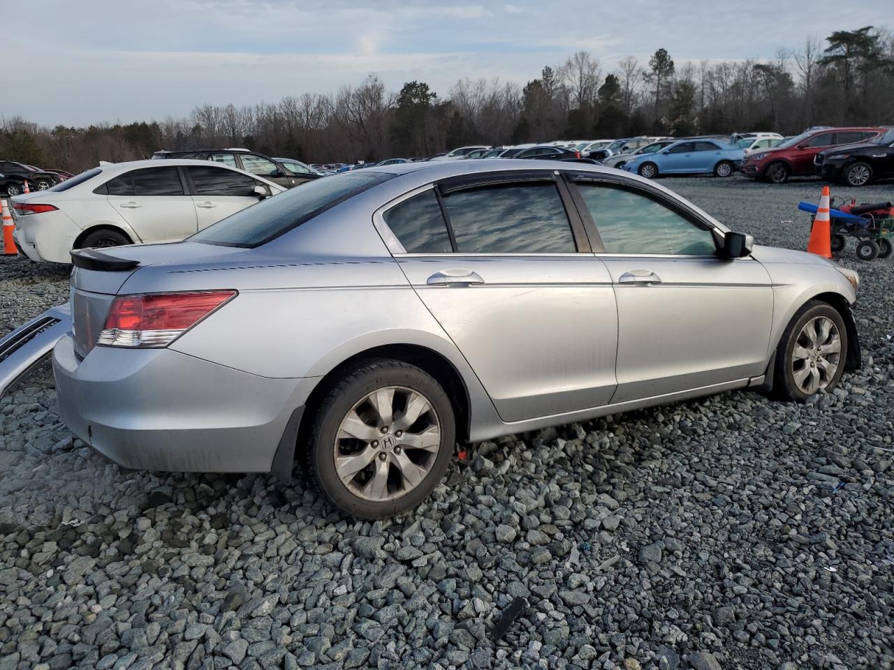 2009 Honda Accord VIN 1HGCP26759A148565 Copart auction photo, front end / minor dent/scratches damage thumbnail 3
